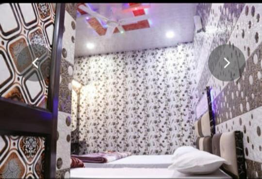 Hotel Pari Jalandhar Esterno foto
