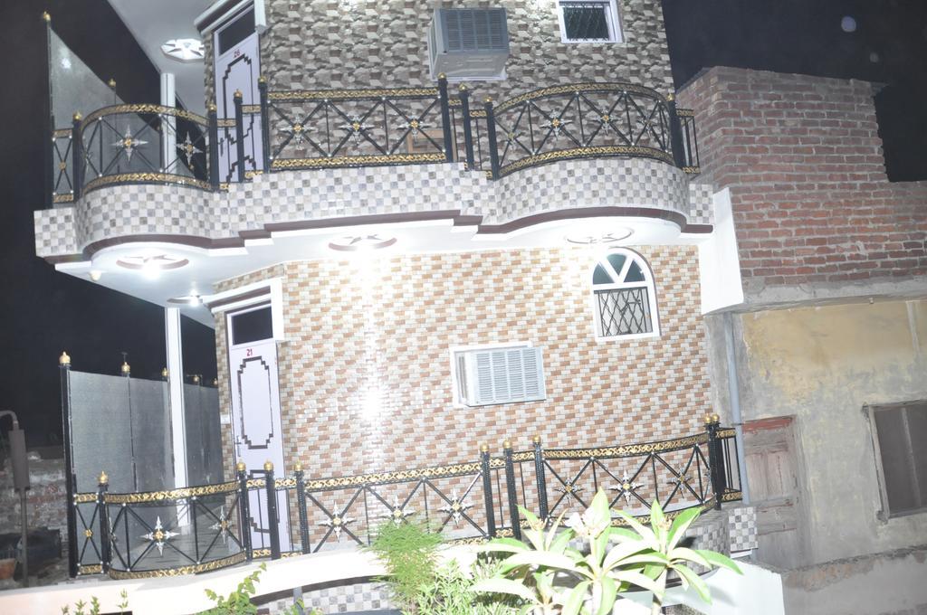 Hotel Pari Jalandhar Esterno foto